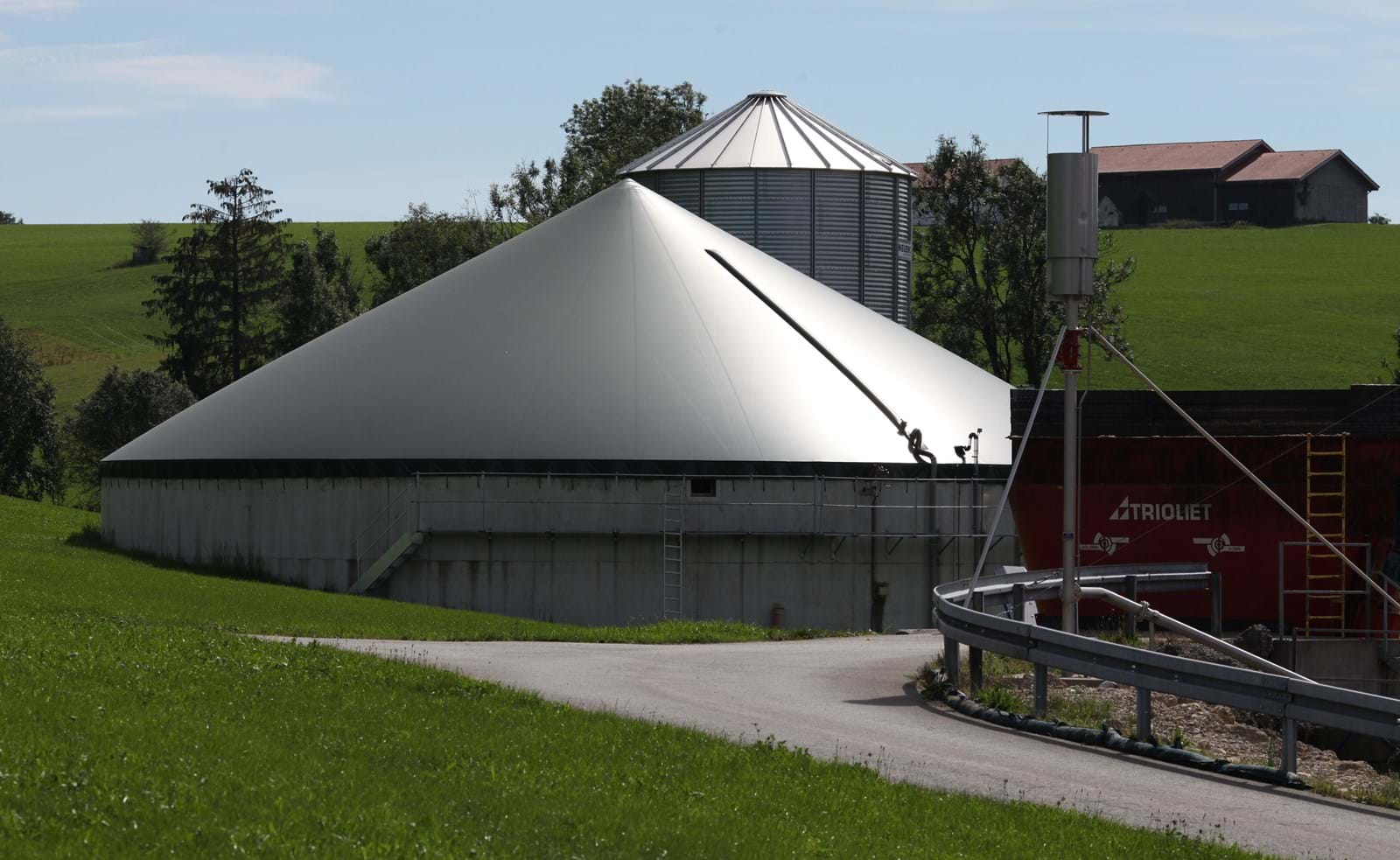Betreiber von Biogasanlagen können durch das LEW Flex-Kraftwerk zusätzliche Rendite erwirtschaften.