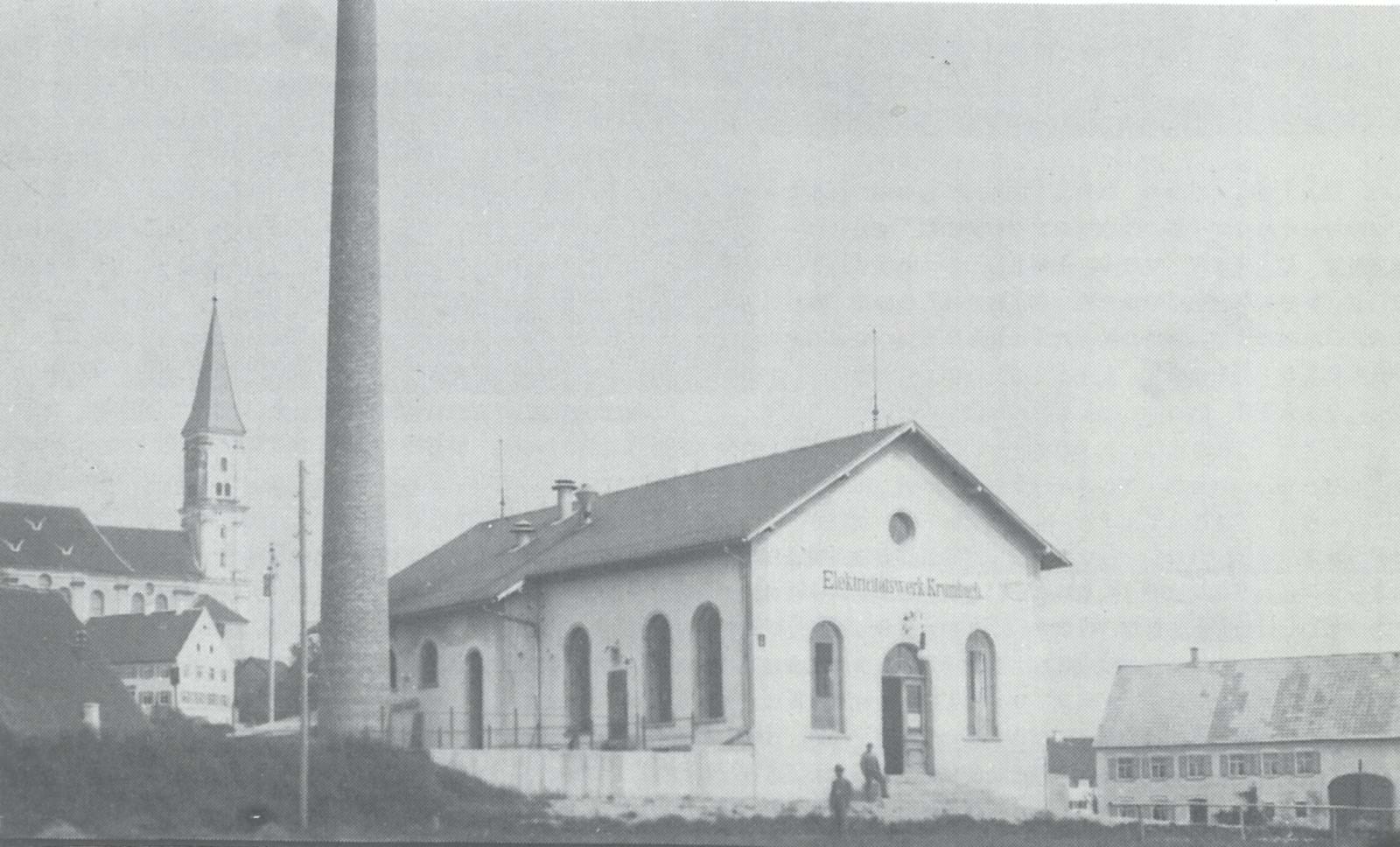 Historische Aufnahme des Wasserkraftwerks Breitenthal, das am 16.9.1899 Straßenlampen im Krumbach erstmals mit elektrischen Strom zum leuchten brachte.